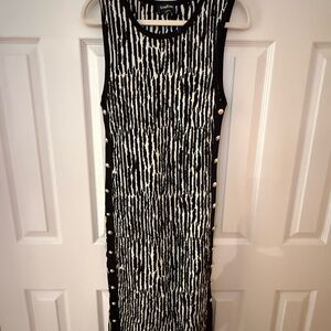 Bebe Monochrome Sleeveless Midi Dress